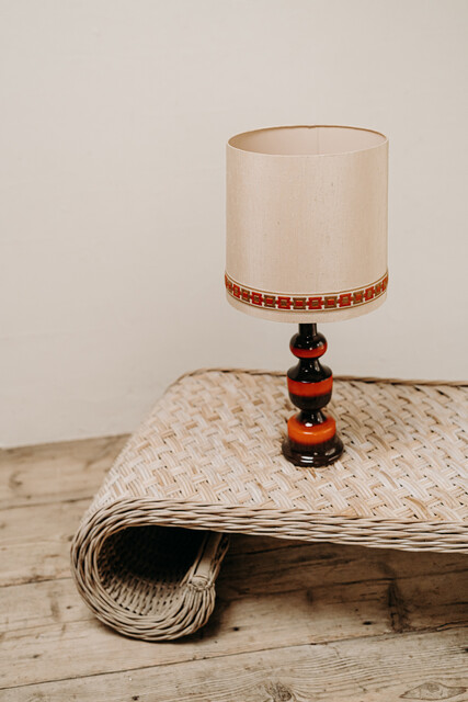 1970's ceramic orange/brown tablelamp... 