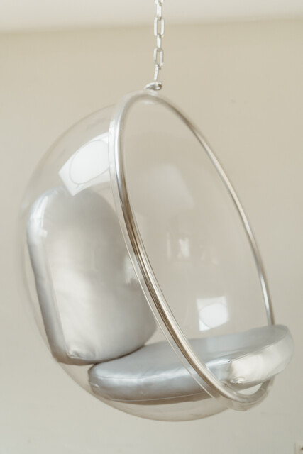 chrome and plexiglass bubble chair ...
