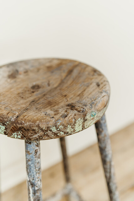 Industrial metal and wood stool ..