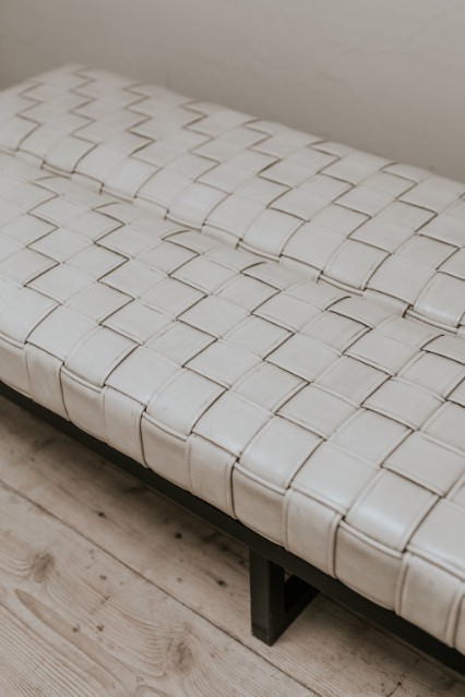 vintage daybed, coffeetable, bench ... 