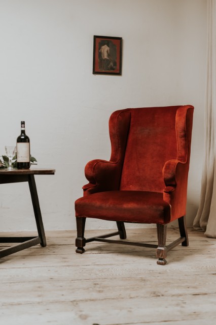 have a seat ... and a drink ... 