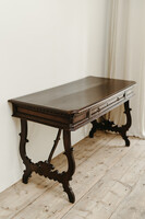 18th century Italian walnut cosole/writing table ... 