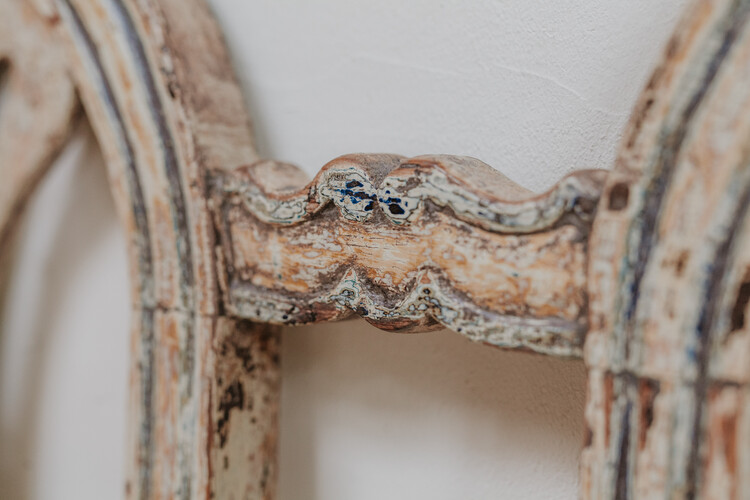18th century spanish bench, Belgian linen upholstery ...