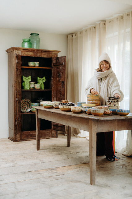 18th century Spanish chestnut cabinet ...