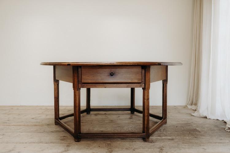 18th century spanish walnut table