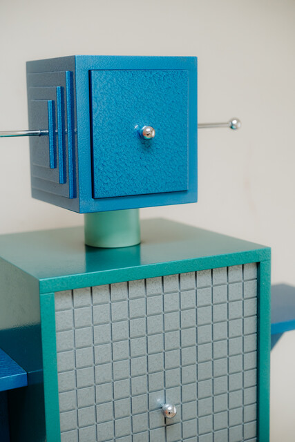 1980's robot cabinet/bar by Studio Mundici, Italy,  Memphis group..