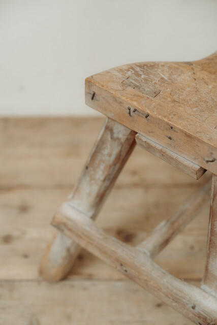 19th century artist chair ... Wales, dry patina ...