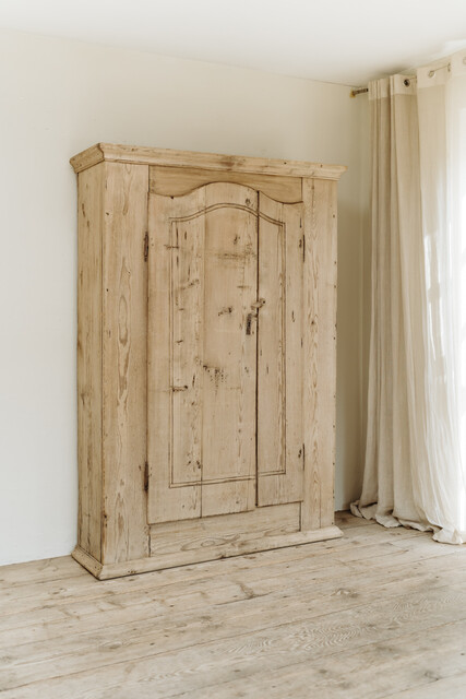 19th century pinewood cabinet from the Alsace region in France ..
