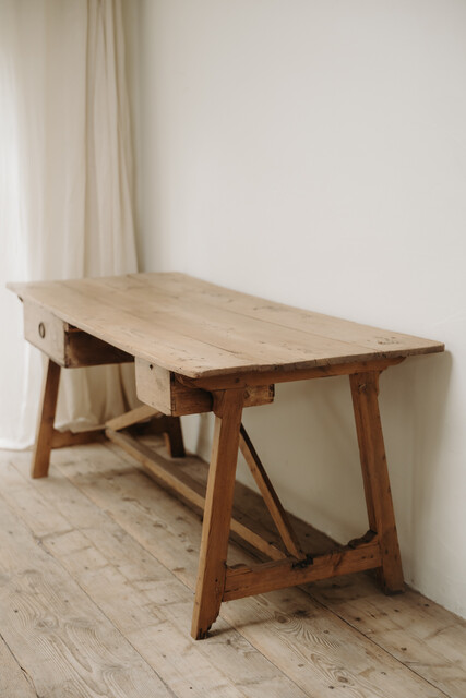 19th century Spanish kitchen table ... 