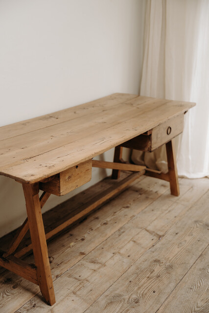 19th century Spanish kitchen table ... 