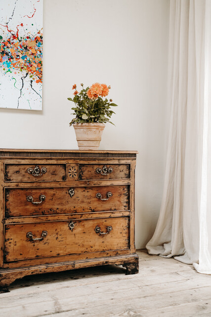 brown furniture at its best ... 