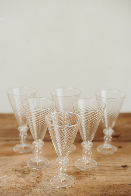 champagne flutes ...
