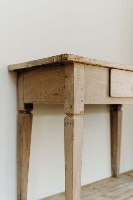 chestnut and maplewood table, one drawer... lovely dry patina..