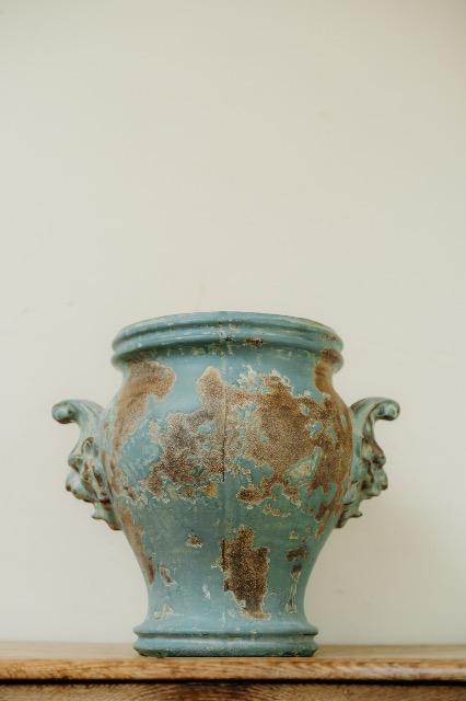 Enameled castiron vase de Rouen .. sublime color ! 