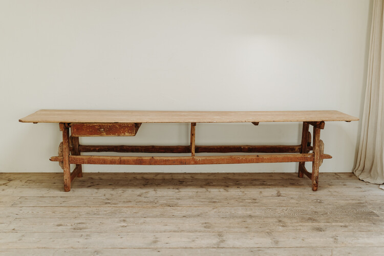 extra large Swedish table ...