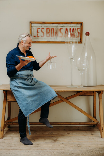 ideal gift for champagne lovers ... xl glass flute ...