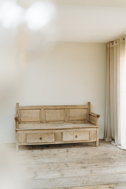 oak and maplewood bench with 2 drawers ...