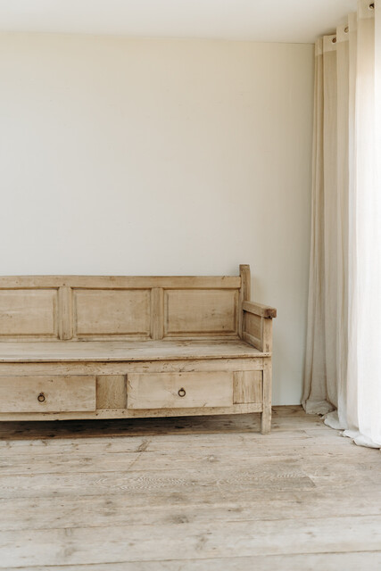 oak and maplewood bench with 2 drawers ...