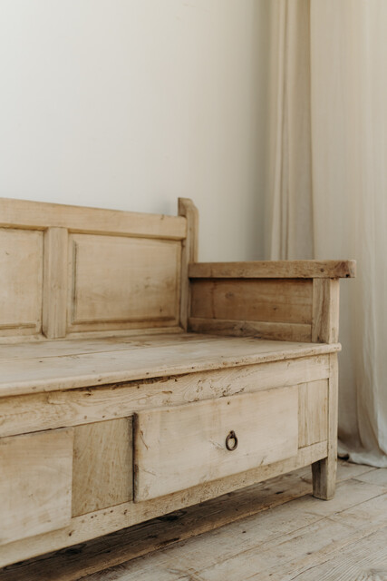 oak and maplewood bench with 2 drawers ...