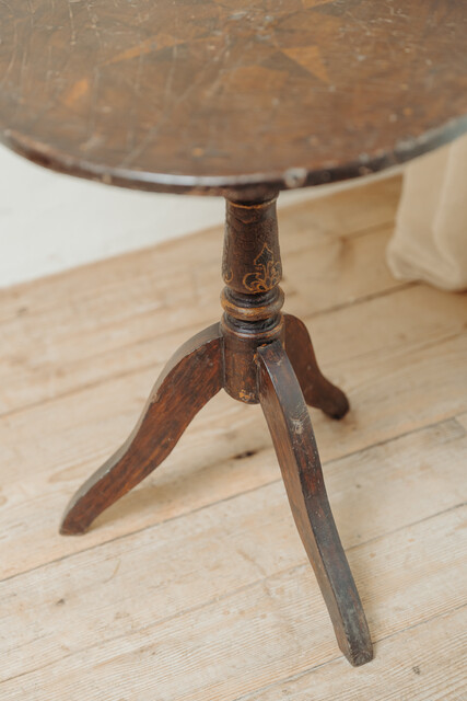 occasional table ...