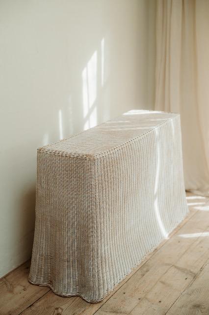 Rattan table .. 