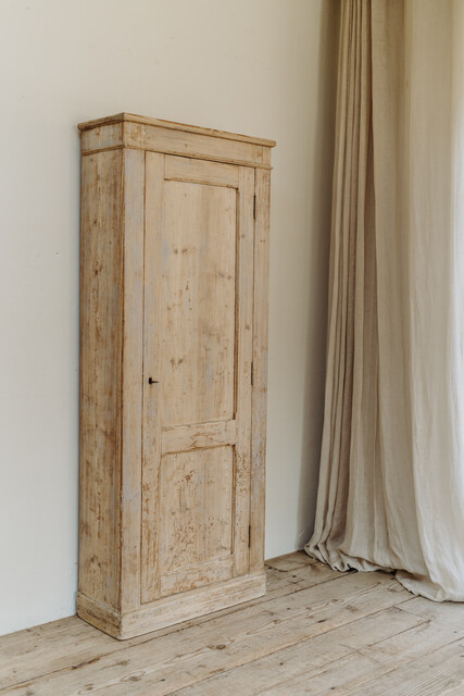 rests of old blue paint on this Spanish pinewood cabinet...