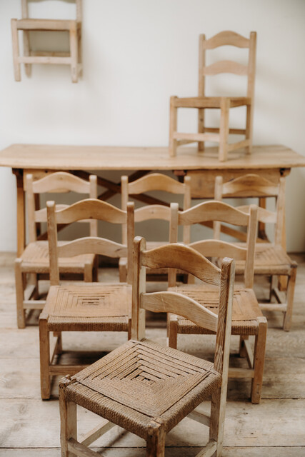 set of chairs ... 