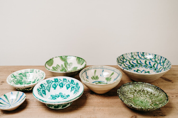 Spanish ceramics ... green makes happy ! 