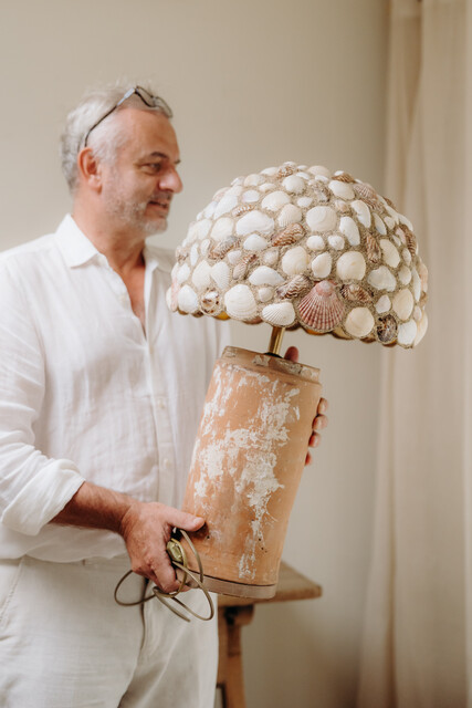 tablelamp in terracotta and shells ... a unique piece ...