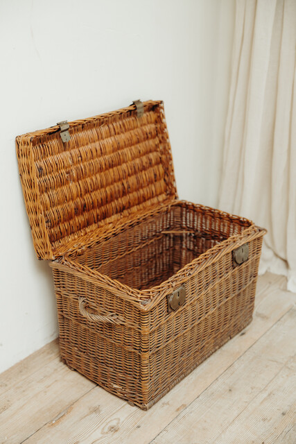 wicker basket ...