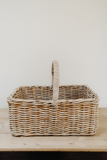 xl French wicker basket ... lovely vannerie item ...