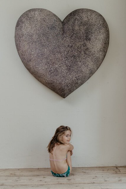 Xl heart... wood/plaster ...